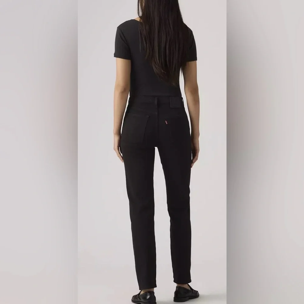 Levi’s Wedgie Straight - Picture 2 of 12